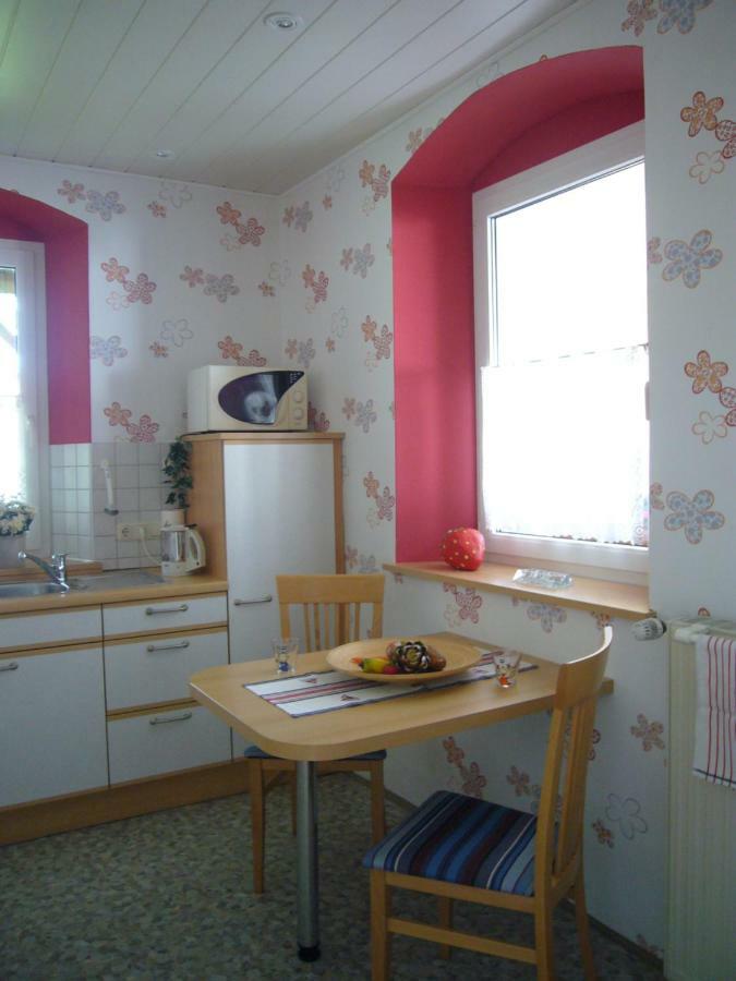 Ferienwohnung Im Alten Schulhaus - Keine Monteure Plech Екстериор снимка
