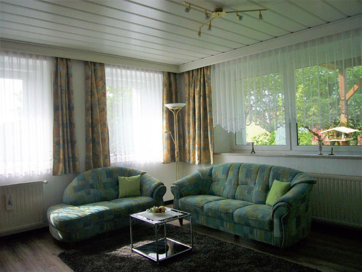 Ferienwohnung Im Alten Schulhaus - Keine Monteure Plech Екстериор снимка