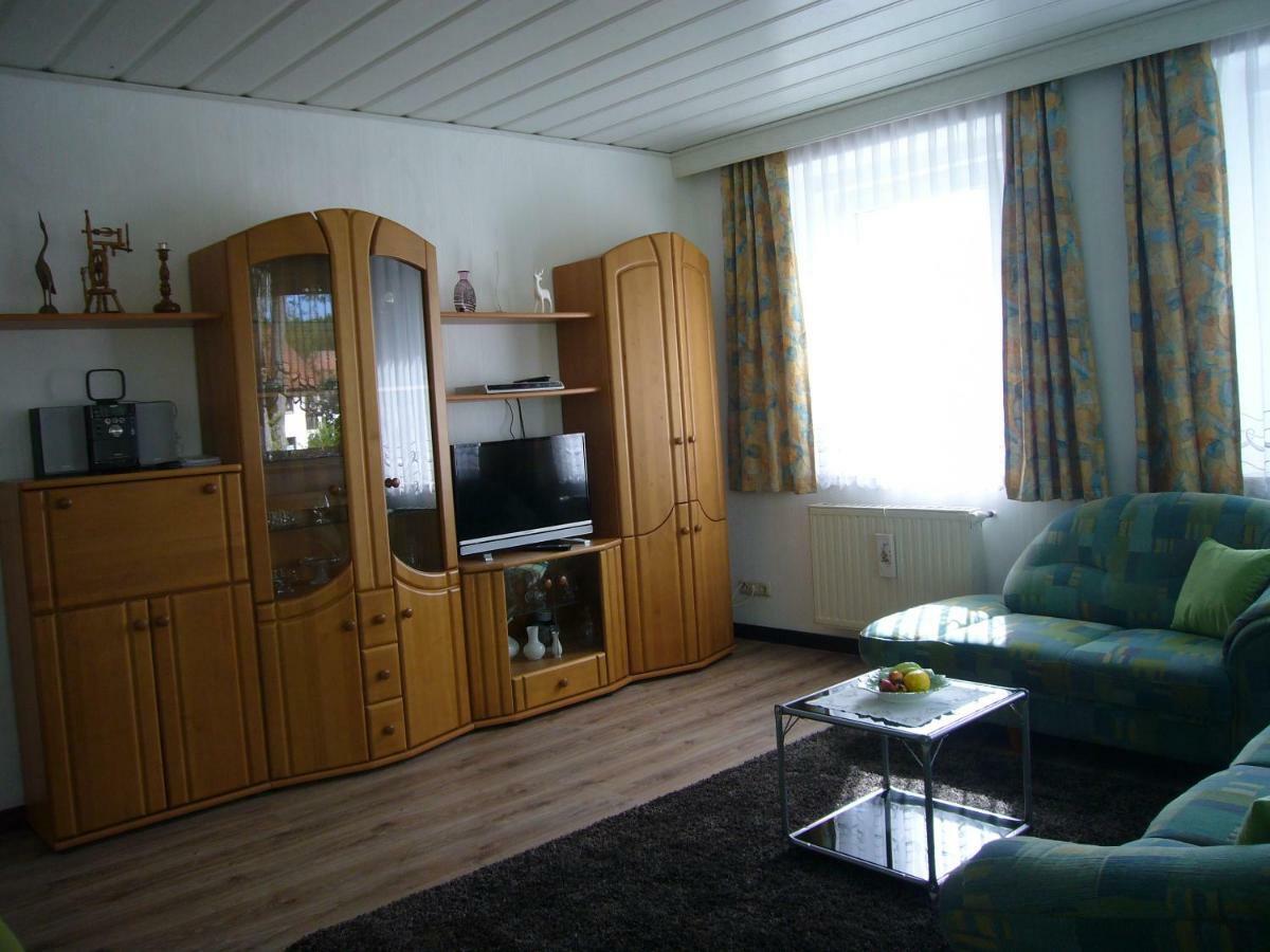 Ferienwohnung Im Alten Schulhaus - Keine Monteure Plech Екстериор снимка